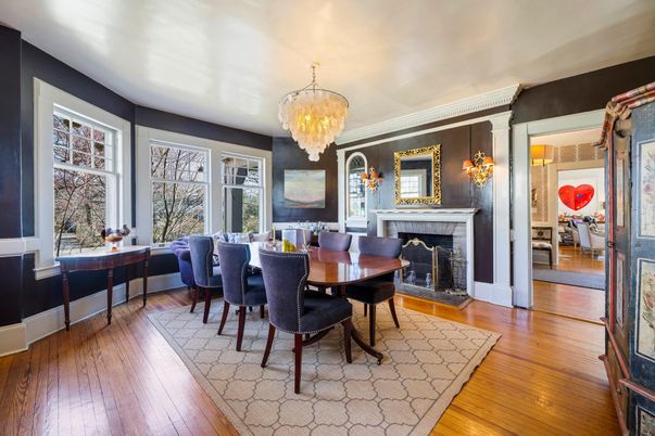 Chandelier, Dining room, Fireplace, Interior, Wood Texture Flooring