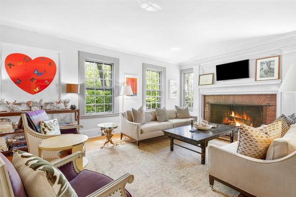 Fireplace, Interior, Living room