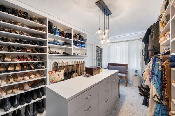 Interior, Pendant Lights, Walk-in Closets