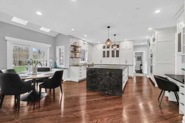 Dining room, Interior, Kitchen, Pendant Lights, Recessed Lighting, Wood Texture Flooring