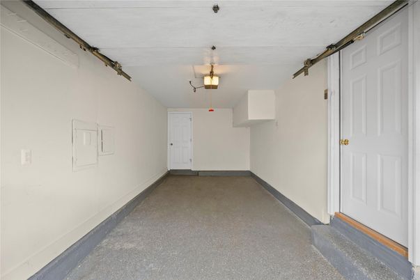 Chandelier, Empty room, Interior