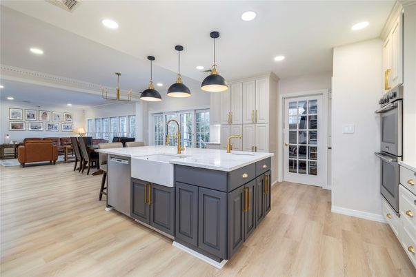Dining room, Interior, Kitchen, Living room, Pendant Lights, Recessed Lighting, Stainless Steel Appliances, Wood Texture Flooring