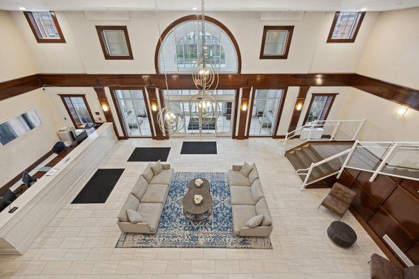 Interior, Living room, Pendant Lights, Recessed Lighting