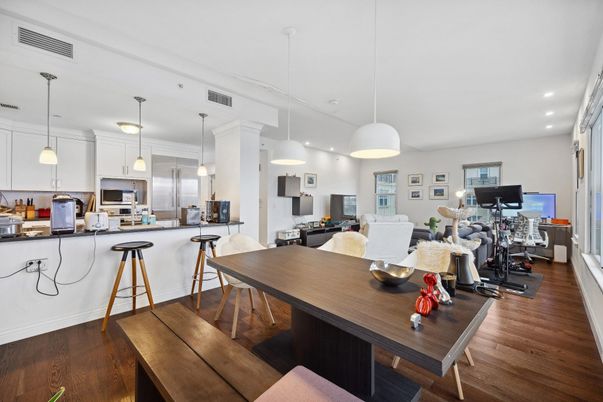 Dining room, Interior, Kitchen, Pendant Lights, Recessed Lighting, Wood Texture Flooring