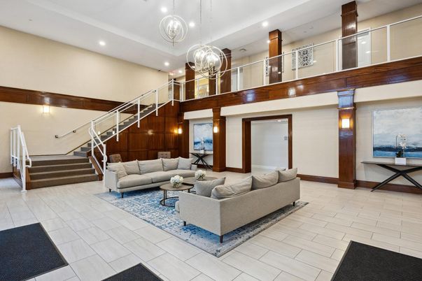 Interior, Living room, Pendant Lights, Recessed Lighting