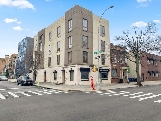 Exterior, Facade, Condo Building