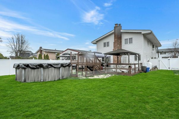 Backyard, Exterior, Hot Tub, Pool