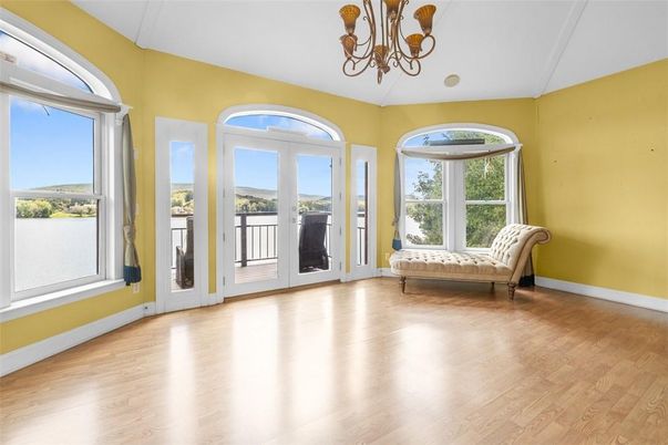 Chandelier, Empty room, Interior, Wood Texture Flooring