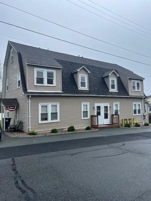 Exterior, Facade, Cape Cod