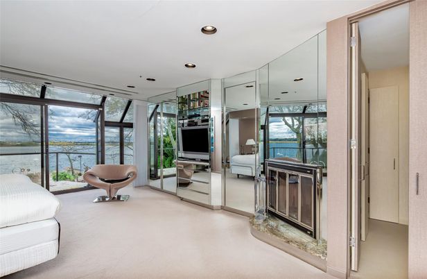 Interior, Recessed Lighting