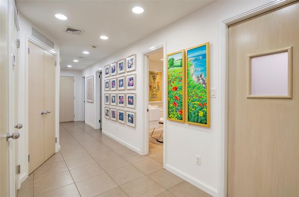 Interior, Recessed Lighting
