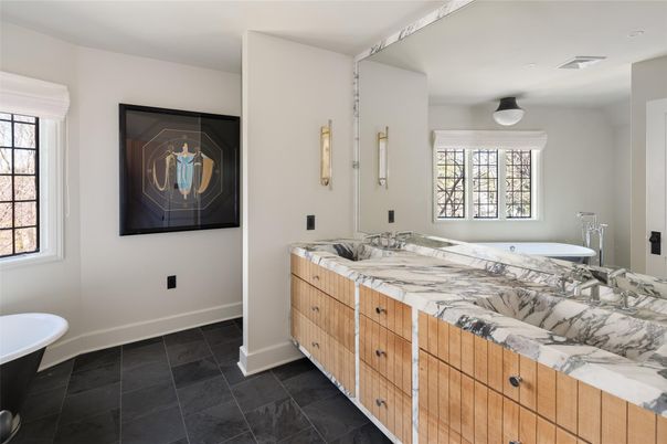 Bathroom, Dual Sink Vanities, Free Standing Baths, Interior
