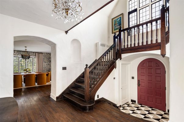 Chandelier, Interior, Wood Texture Flooring