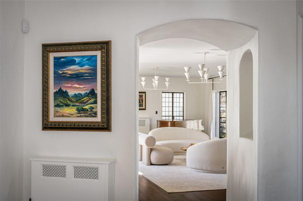 Chandelier, Interior, Wood Texture Flooring
