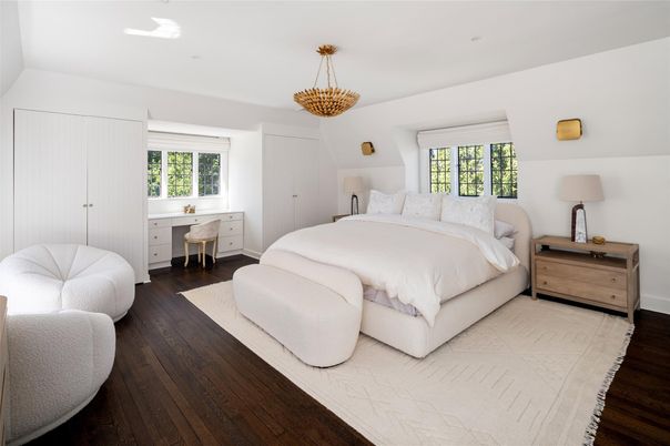 Bedroom, Chandelier, Interior, Pendant Lights, Wood Texture Flooring