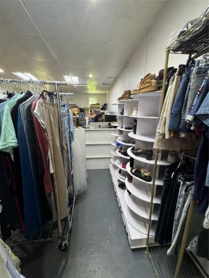 Interior, Recessed Lighting, Walk-in Closets