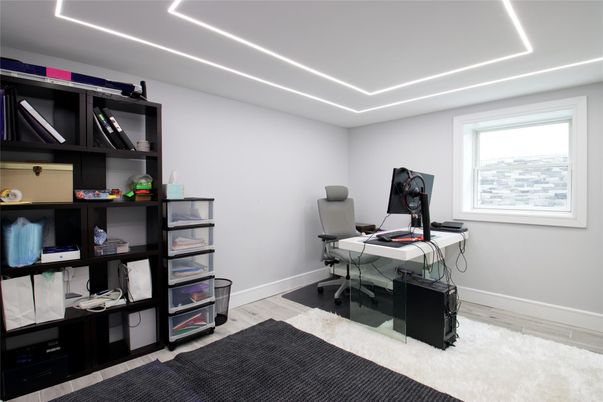 Home Office, Interior, Recessed Lighting, Wood Texture Flooring