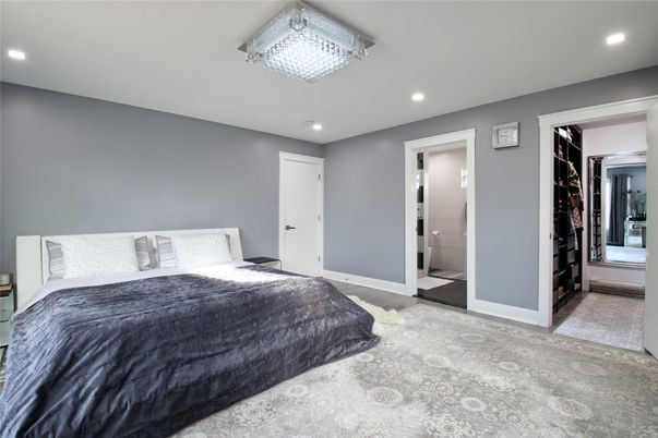 Bedroom, Interior, Recessed Lighting