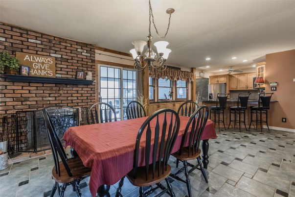 Chandelier, Dining room, Interior, Kitchen, Pendant Lights, Recessed Lighting, Stone Walls