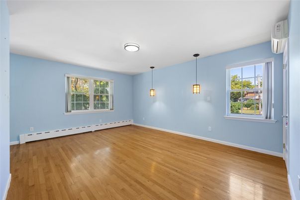 Empty room, Interior, Pendant Lights, Wood Texture Flooring
