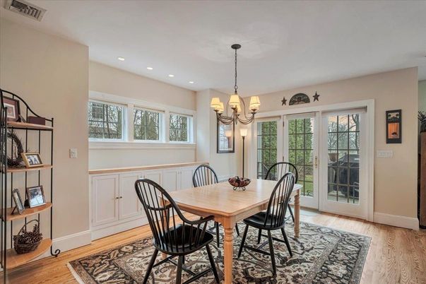 Chandelier, Dining room, Interior, Recessed Lighting, Wood Texture Flooring