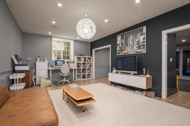 Chandelier, Home Office, Interior, Recessed Lighting