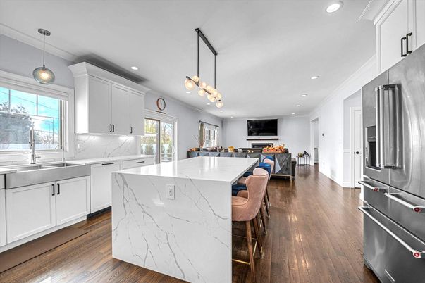 Dining room, Interior, Kitchen, Pendant Lights, Recessed Lighting, Stainless Steel Appliances, Wood Texture Flooring