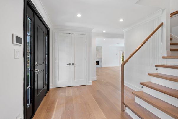 Interior, Recessed Lighting, Wood Texture Flooring