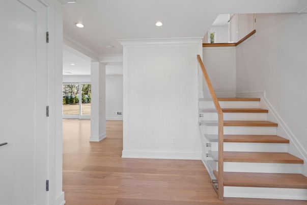 Interior, Recessed Lighting, Wood Texture Flooring