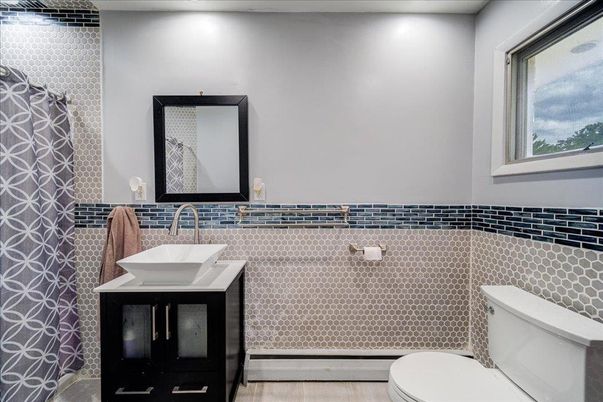 Bathroom, Interior, Recessed Lighting, Wood Texture Flooring