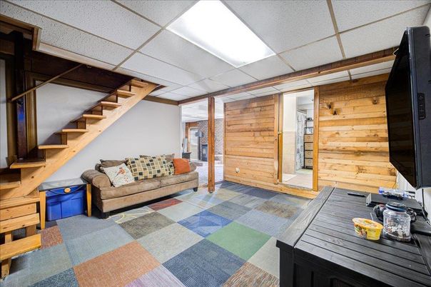 Interior, Wooden Walls