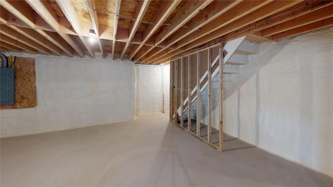 Empty room, Interior, Wooden Beams, Wooden Ceilings
