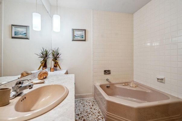 Bathroom, Interior, Pendant Lights