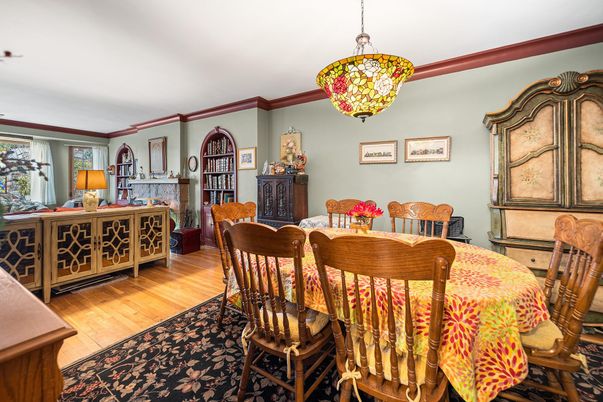 Dining room, Fireplace, Interior, Pendant Lights, Wood Texture Flooring
