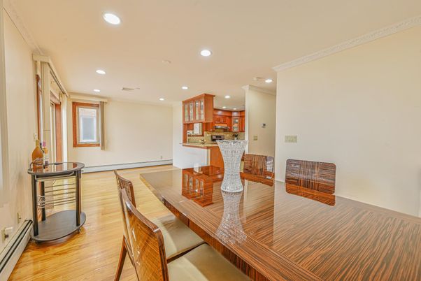 Dining room, Interior, Kitchen, Recessed Lighting, Wood Texture Flooring