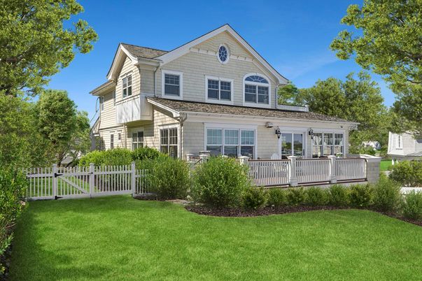 Backyard, Exterior, Facade, Farmhouse