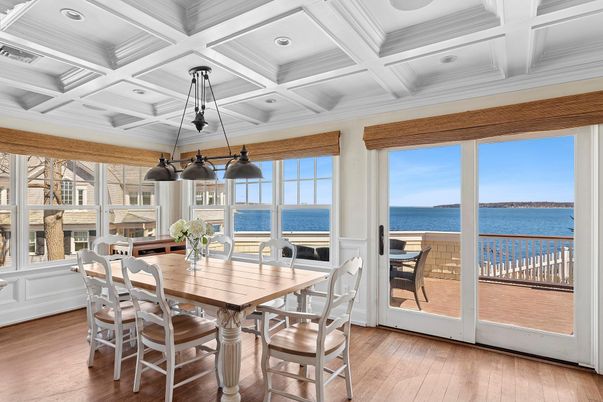Dining room, Interior, Pendant Lights, Recessed Lighting, Water, Wood Texture Flooring