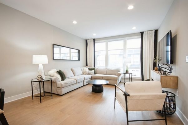 Interior, Living room, Recessed Lighting, Wood Texture Flooring