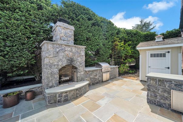Exterior, Fireplace