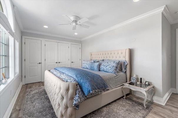 Bedroom, Interior, Recessed Lighting, Wood Texture Flooring
