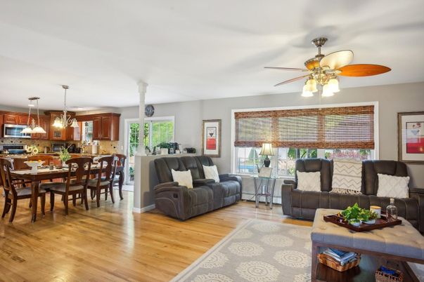 Dining room, Interior, Kitchen, Living room, Pendant Lights, Wood Texture Flooring