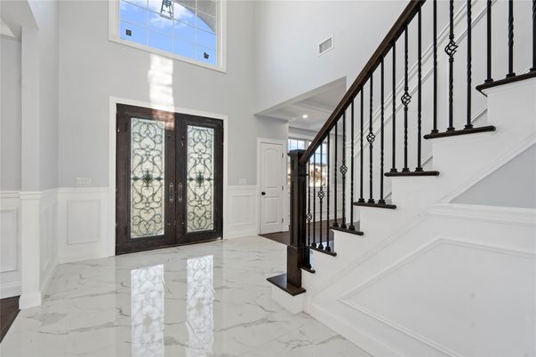Interior, Marble, Recessed Lighting