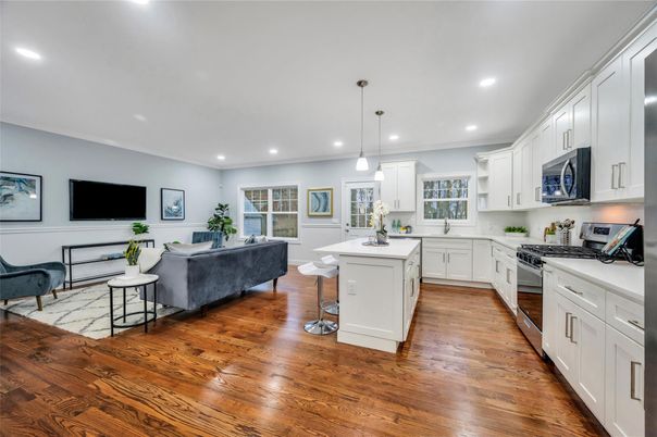 Interior, Kitchen, Living room, Pendant Lights, Recessed Lighting, Wood Texture Flooring
