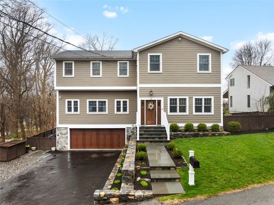 Attached, Exterior, Facade, Raised Ranch