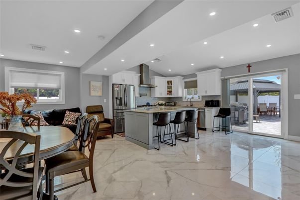 Dining room, Interior, Kitchen, Marble, Recessed Lighting, Stainless Steel Appliances