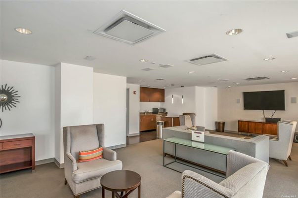 Interior, Kitchen, Living room, Pendant Lights, Recessed Lighting