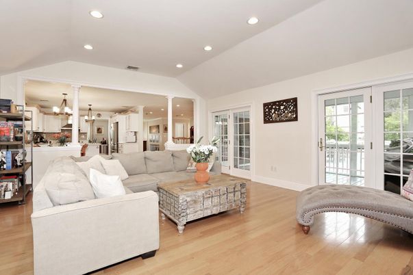 Interior, Kitchen, Living room, Recessed Lighting, Wood Texture Flooring