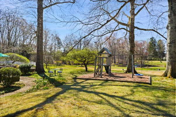Backyard, Exterior, Playground