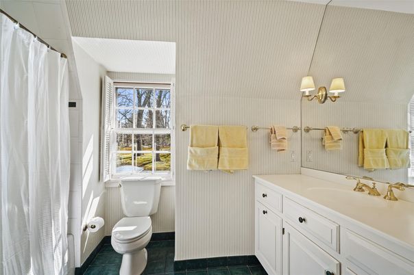 Bathroom, Interior, Pendant Lights