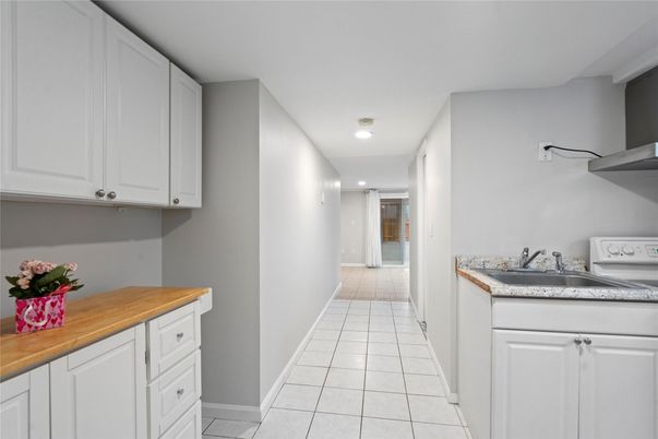 Interior, Kitchen, Recessed Lighting